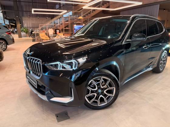 BMW X1 2.0 16V TURBO GASOLINA SDRIVE20I X-LINE STEPTRONIC